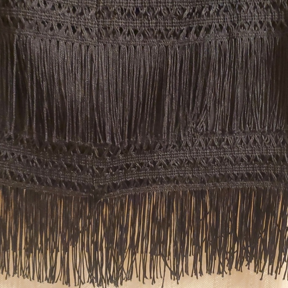 Express Skirt Women's Size 10 Elegant Black Fringe Skirt - Picture 3 of 7